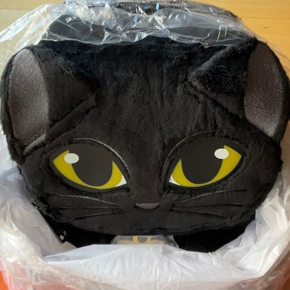 🐈‍⬛🎃🐈‍⬛. HOCUS POCUS BINX PLUSH MINI BACKPACK 🐈‍⬛🎃🐈‍⬛ NWT 🐈‍⬛🎃🐈‍⬛ - Picture 5 of 15